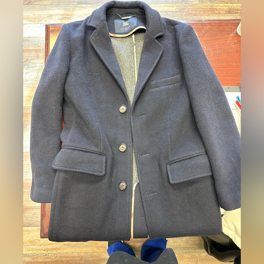 Women’s Burberry Camel-wool Navy knee length coat. Size medium